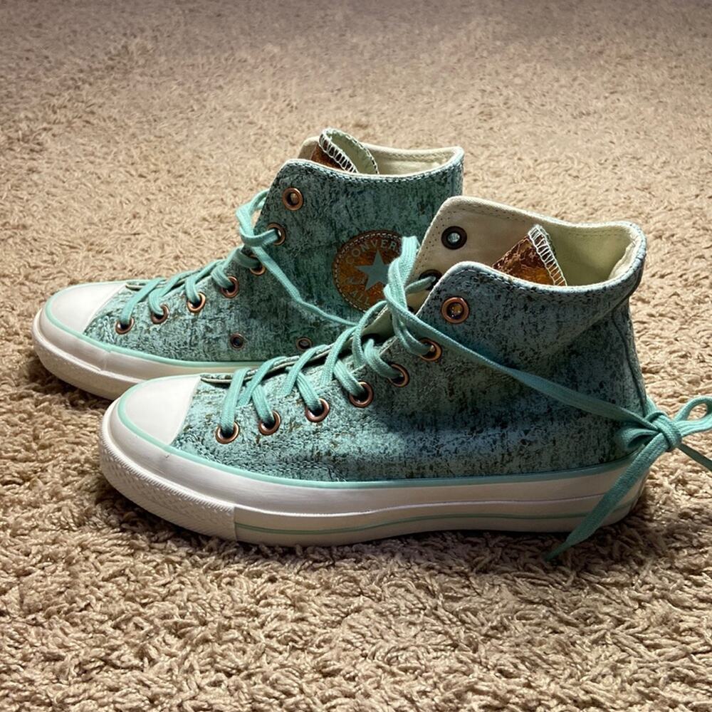 NWOT Converse Chuck Taylor 70 Hi-Top Sneaker Limited Lichen Bronz SZ-II M-5 W-7